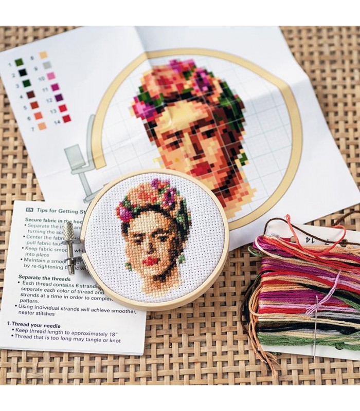 Mini Kit de Bordado Frida