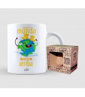 Taza  Pones mi mundo patas arriba 